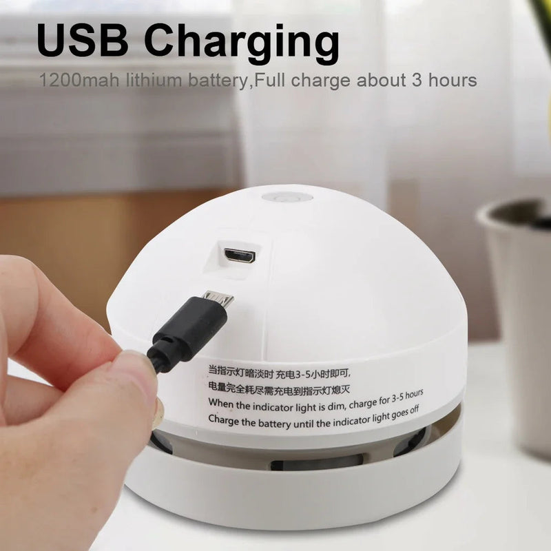 Desktop vacuum cleaner with USB charging